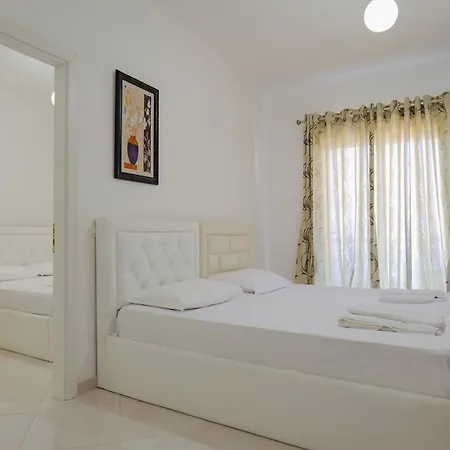 Kidi * Sarandë