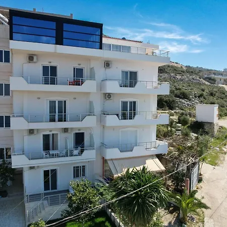 Kidi * Sarandë